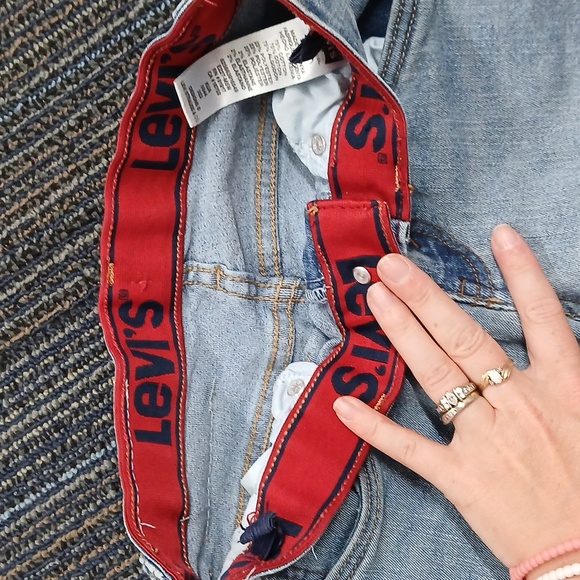 Boy’s Levi’s — 514 Straight Adjustable Waste Size 10 - Picture 4 of 8